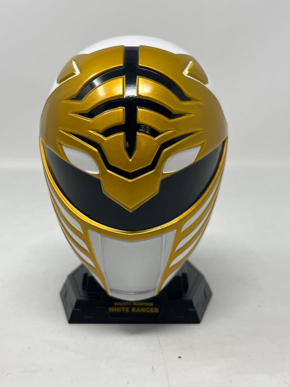 2018 Mighty Morphin Power Rangers Legacy Collection: White Ranger