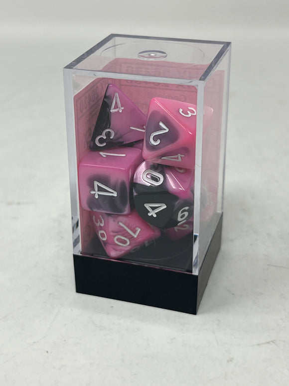 Chessex “Gemini: Black Pink/White” 7-Die Set