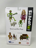 The Muppets “Kermit and Miss Piggy” Action Figures by Diamond Select