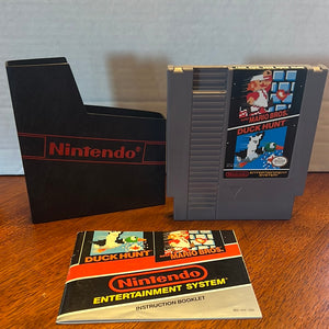 Nintendo Entertainment System (NES): Super Mario Bros. / Duck Hunt